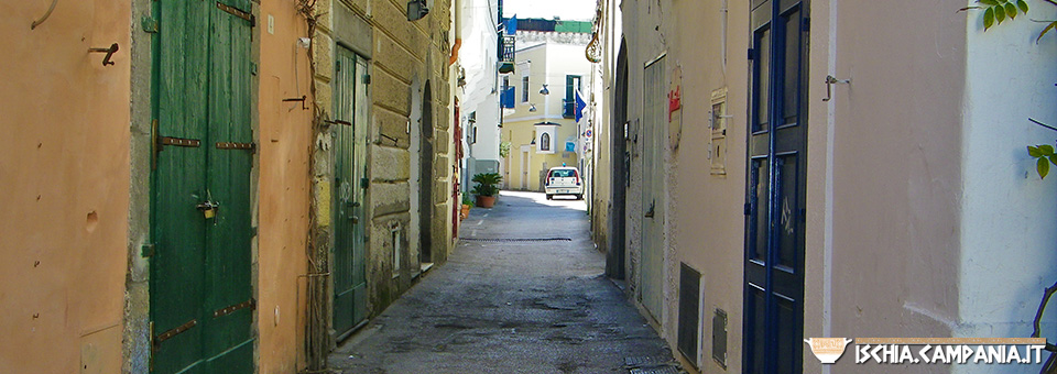 I vicoli del centro storico di Forio