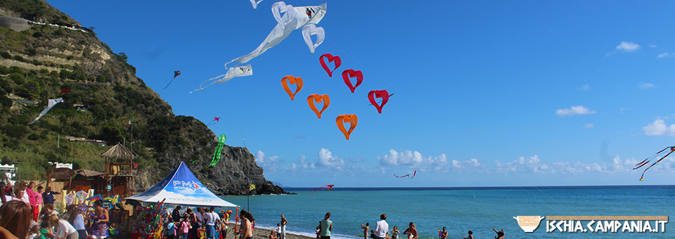 Ischia Wind Art. Ai Maronti l’arte spicca il volo